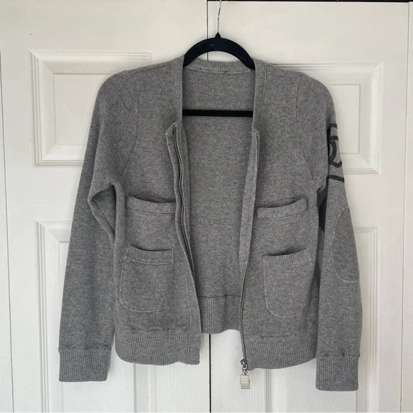 CHANEL 100% Wool Grey Zip Up Logo Sweater Jacket Small - Picture 8 of 10